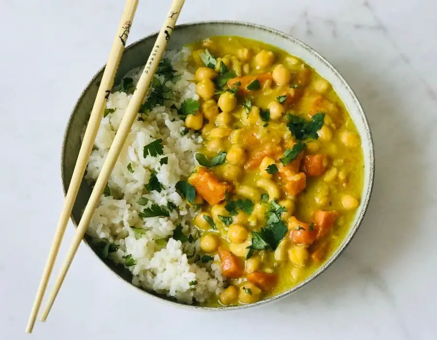 Batata and Chickpea Curry