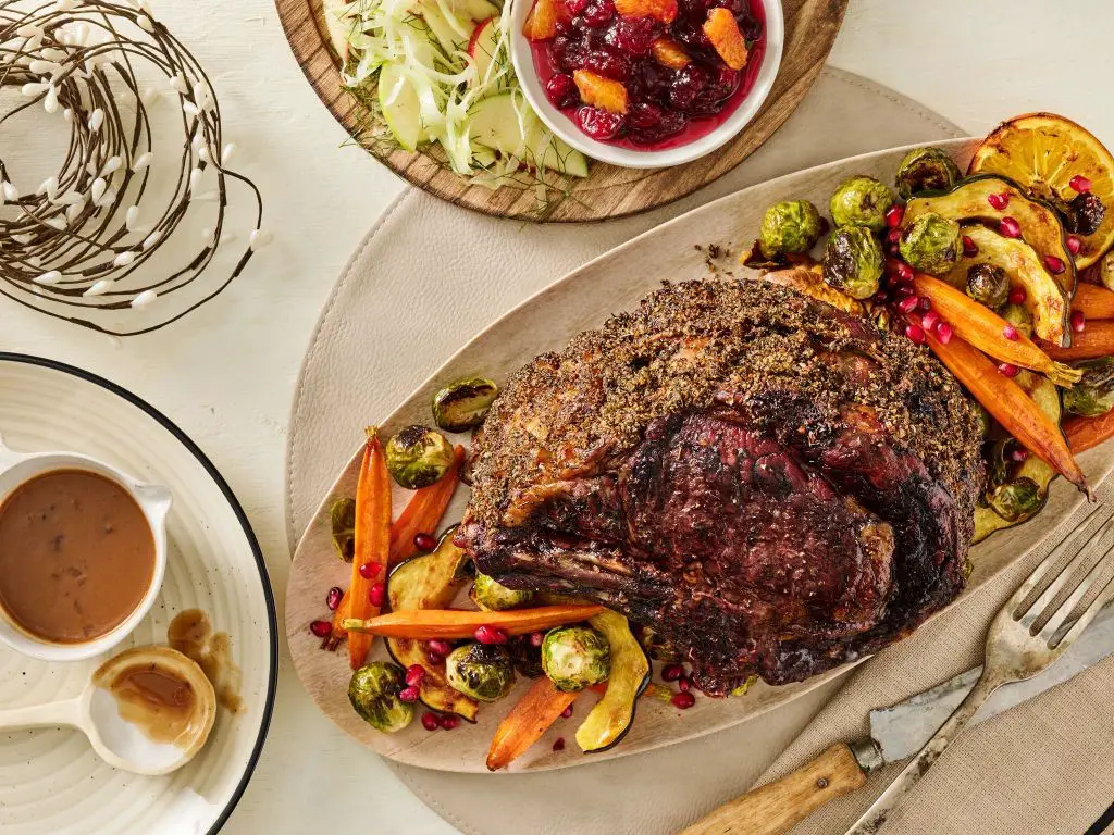 Beef Rib Roast with Red Wine Reduction