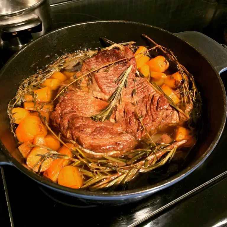 Beef Roast with Thyme and Rosemary
