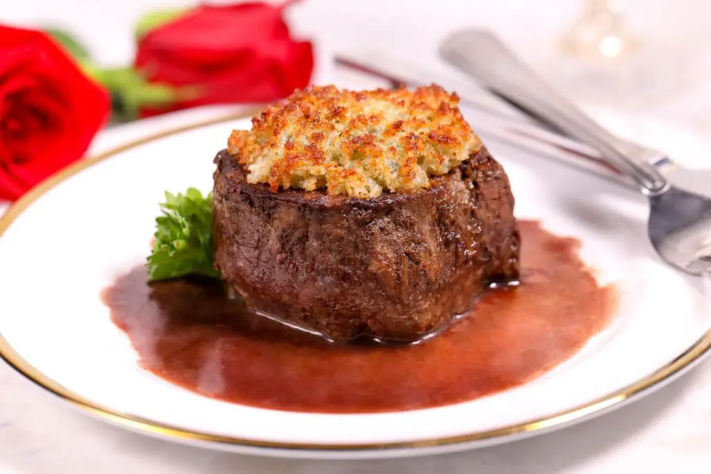 Beef Tenderloin with Blue Cheese Crust