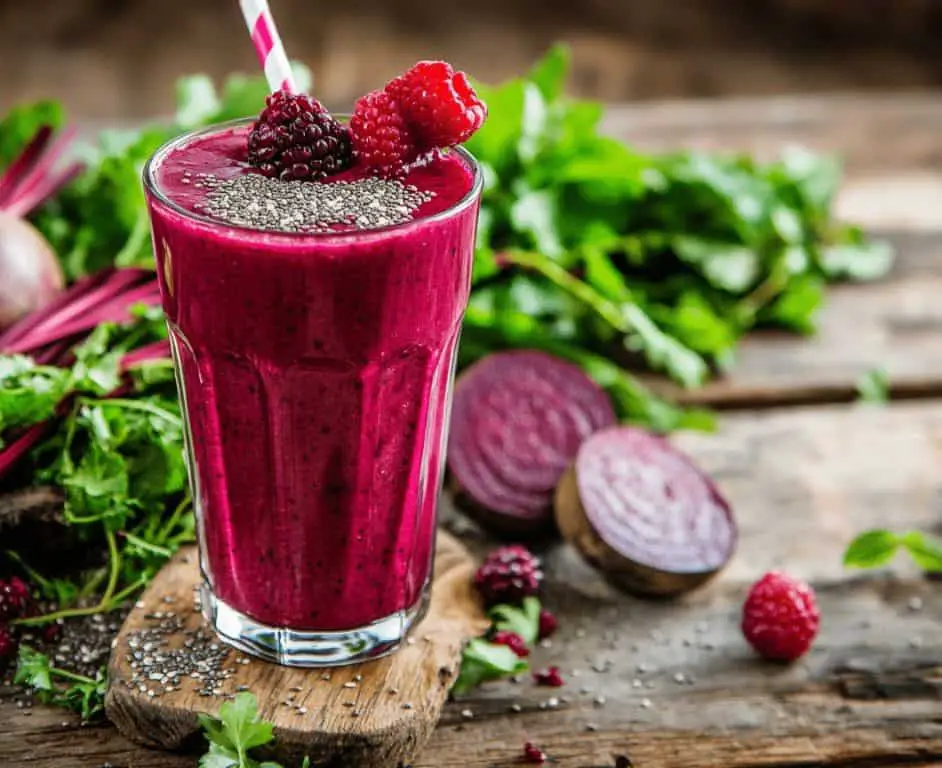Beetroot and Berry Fiber Smoothie