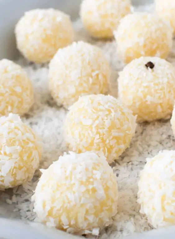 Beijinho Coconut Balls