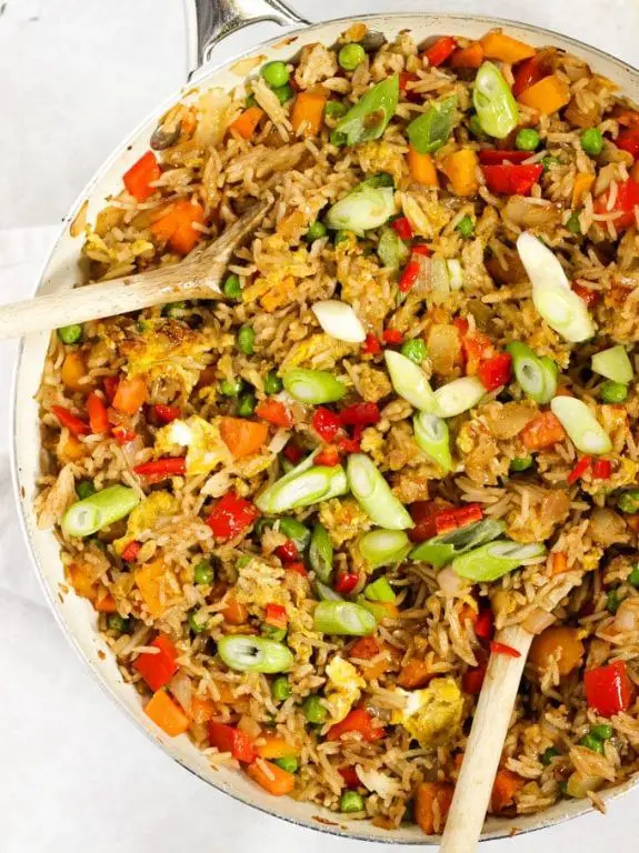 Bell Pepper and Onion Stir-Fried Rice
