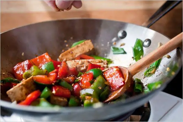 Bell Pepper and Tofu Stir-Fry