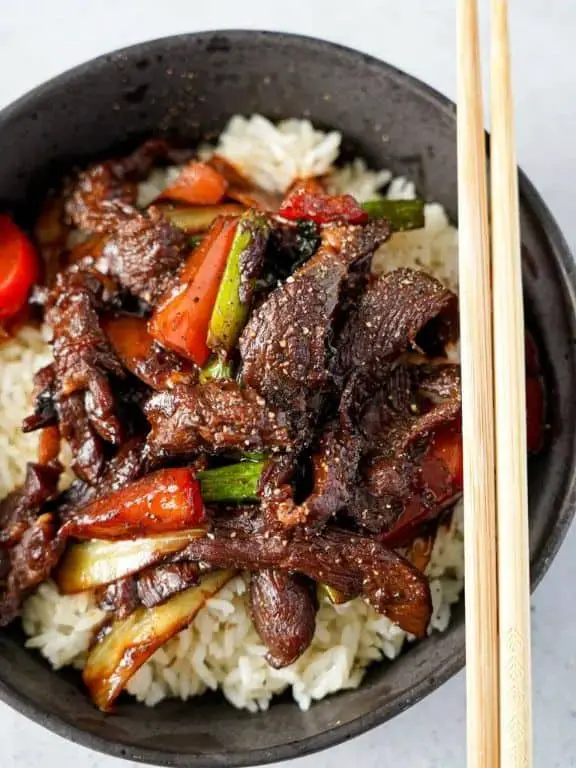 Black Pepper Beef Stir Fry