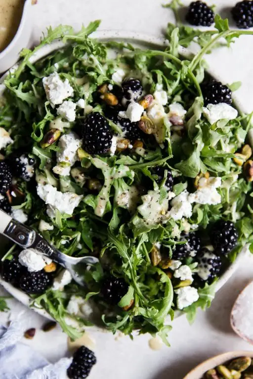 Blackberry Arugula Salad with Goat Cheese