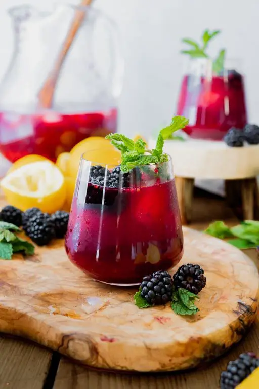 Blackberry Lemonade with Fresh Mint