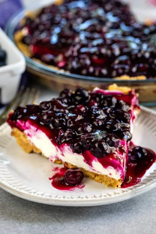 Blueberry Cool Whip Pie