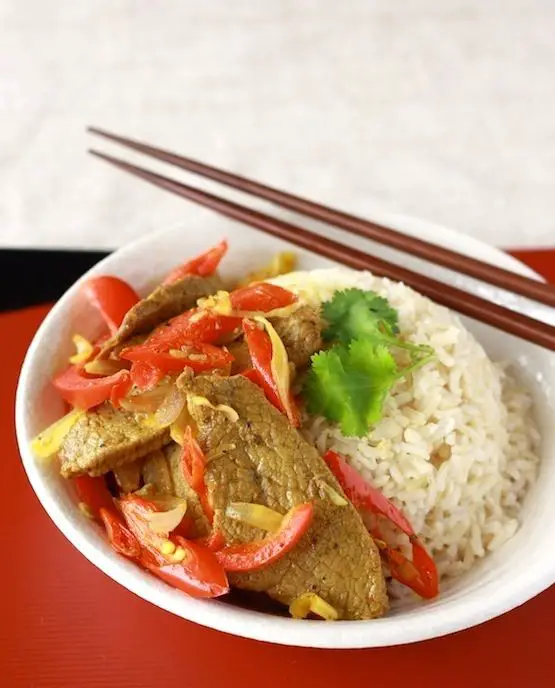Bo Xao Ot (Spicy Beef Stir-Fry)