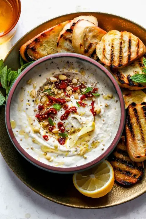 Boiled Artichoke with Sun-Dried Tomato Dip