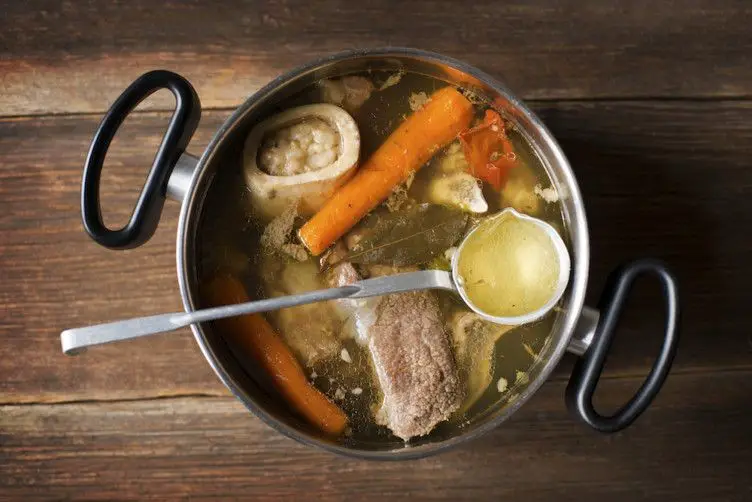 Bone Broth with Collagen and Vegetables