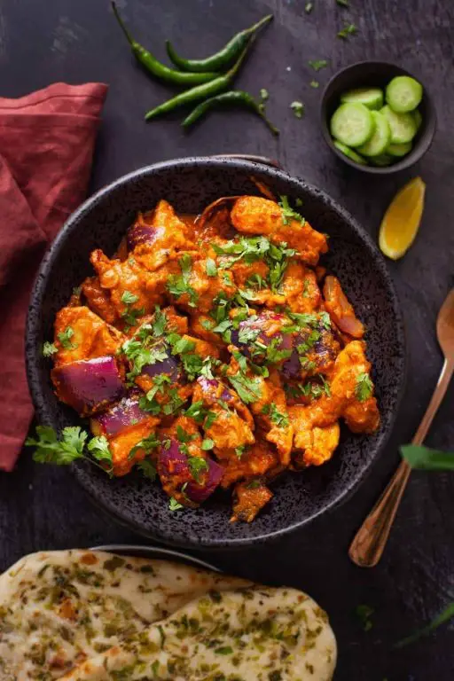 Boneless Chicken Do Pyaza