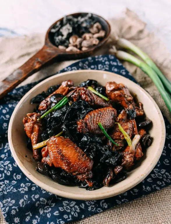 Braised Chicken with Shiitake Mushrooms