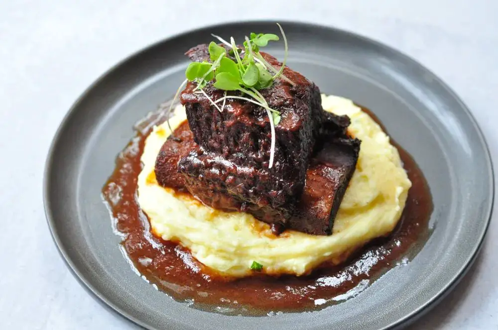 Braised Cuban Beef Short Ribs with Red Wine