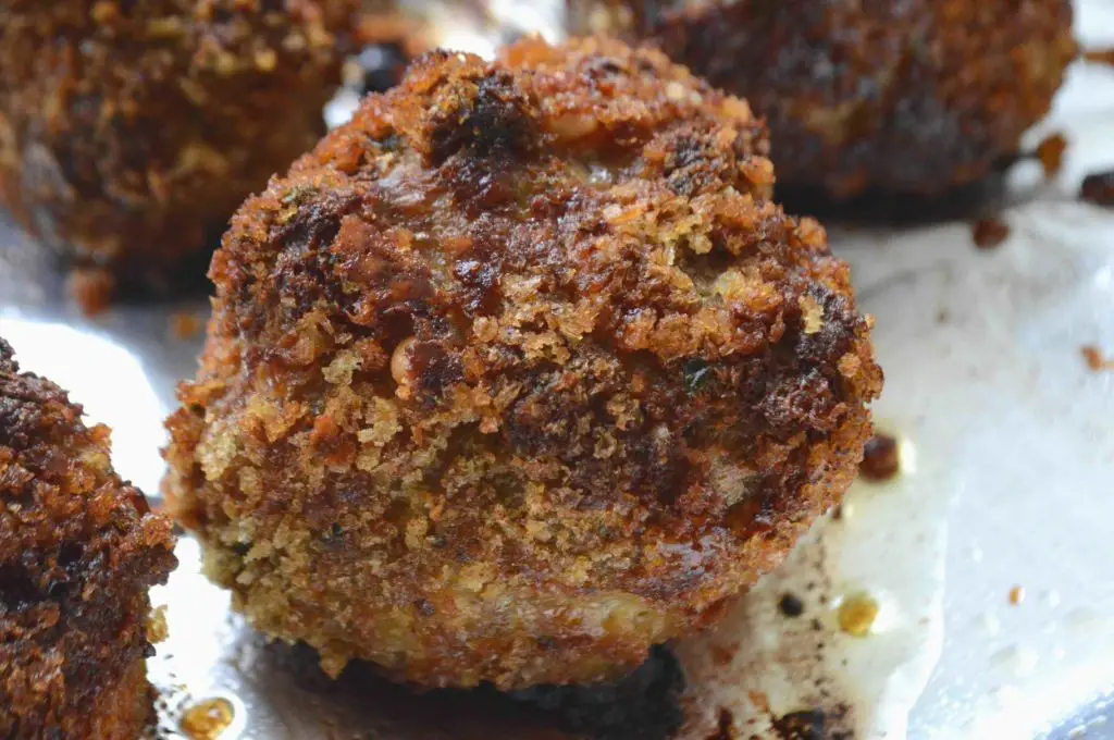 Breadcrumb Meatballs