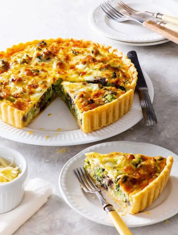 Broccoli and Caramelized Onion Quiche