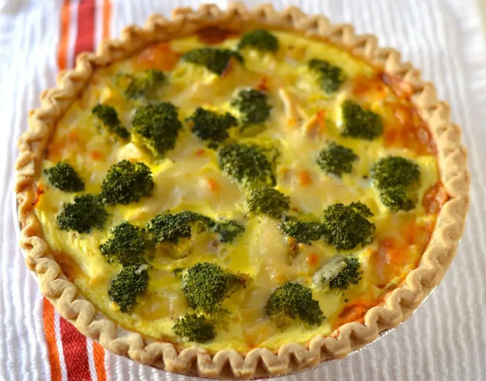 Broccoli and Chicken Quiche
