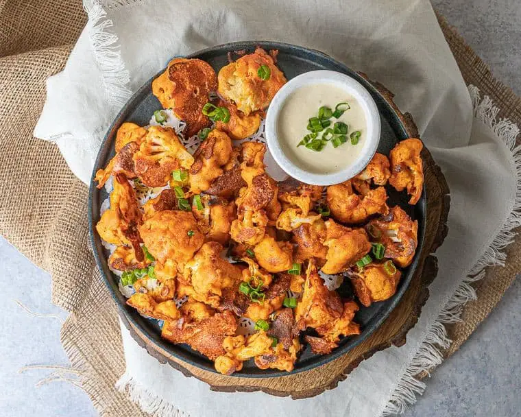 Buffalo Cauliflower Bites with Ranch Dressing