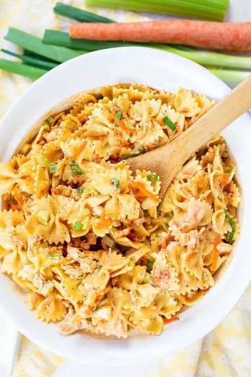 Buffalo Chicken Macaroni Salad