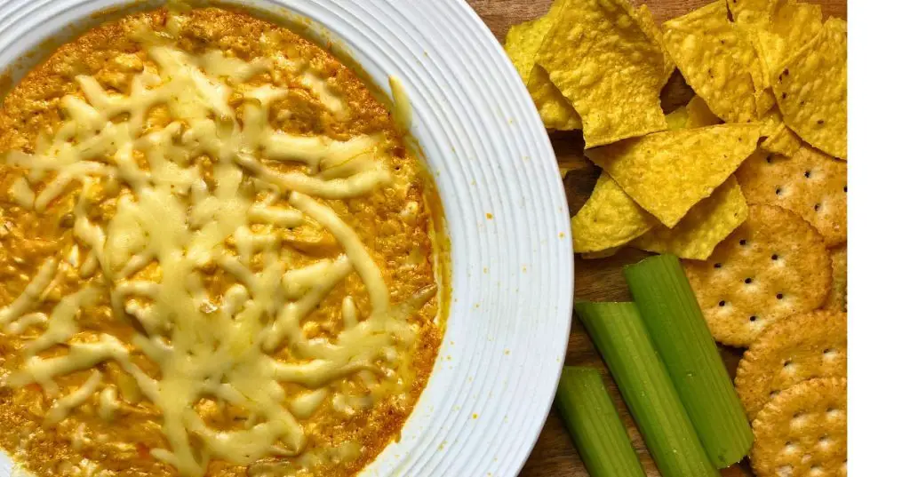 Buffalo Chips with Smoked Gouda Sauce