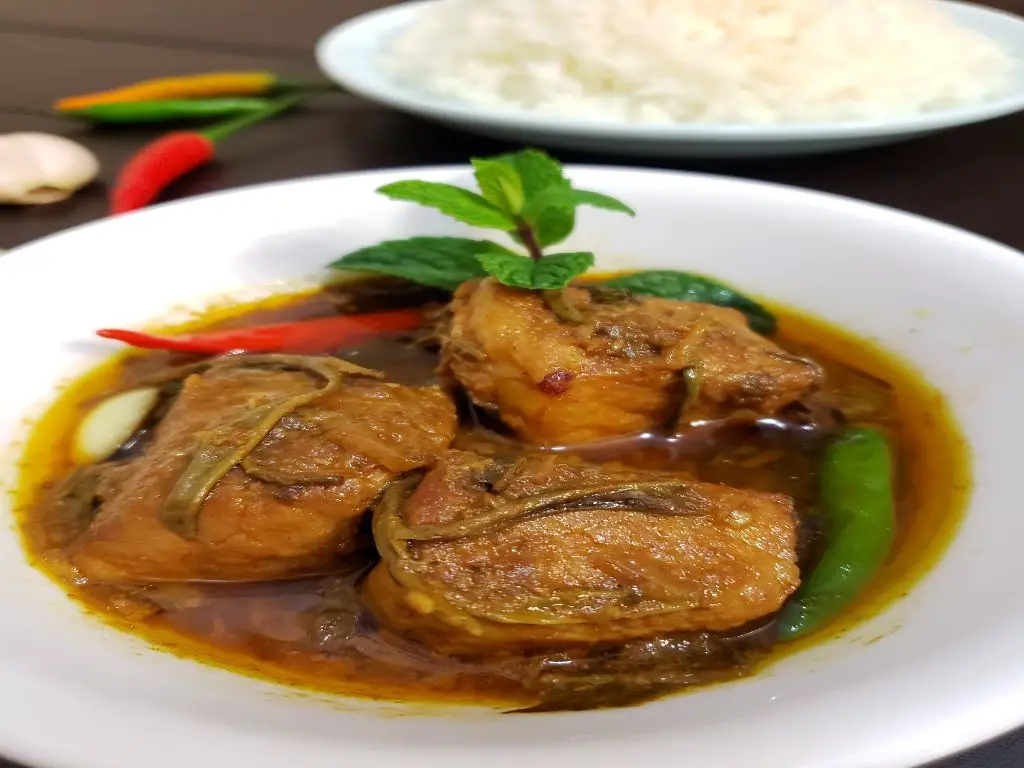 Burmese Tea Leaf Pork Shoulder Curry