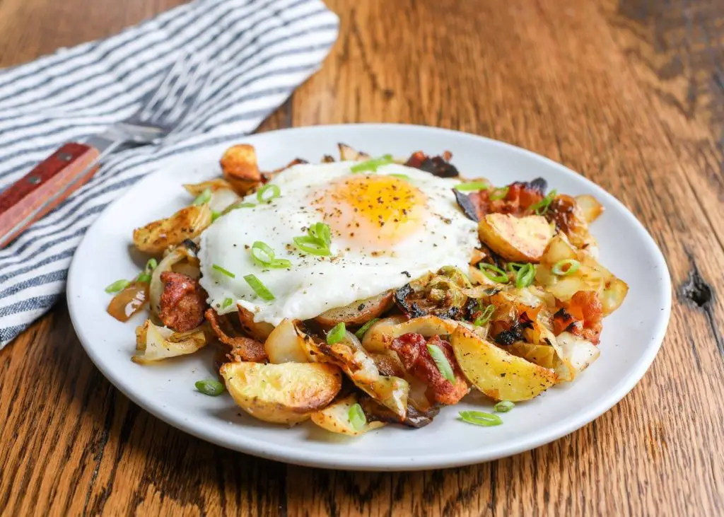 Cabbage and Bacon Breakfast Skillet