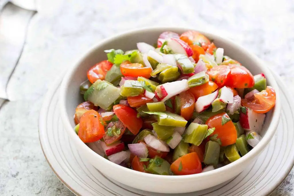 Cactus Salad with Tomatoes and Onions