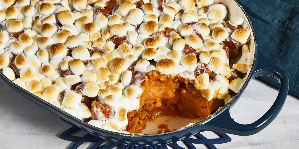 Candied Yams with Marshmallow Topping