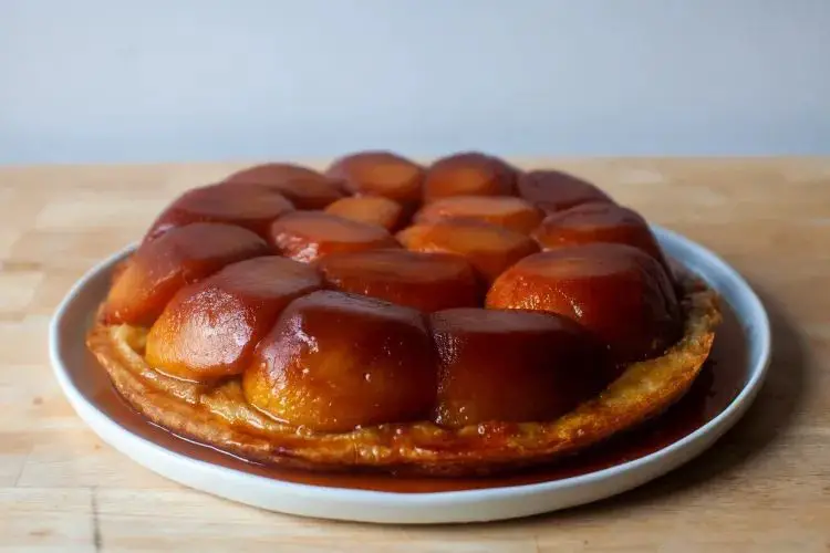 Caramelized Golden Delicious Apple Tart