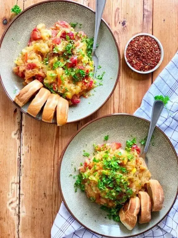 Caramelized Onion Apple Salsa