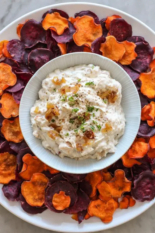 Caramelized Onion Rye Chips with a Sweet Edge