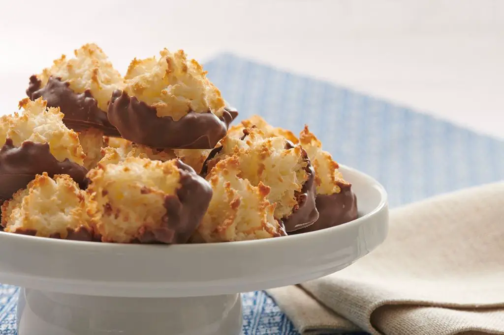 Carob Coconut Macaroons