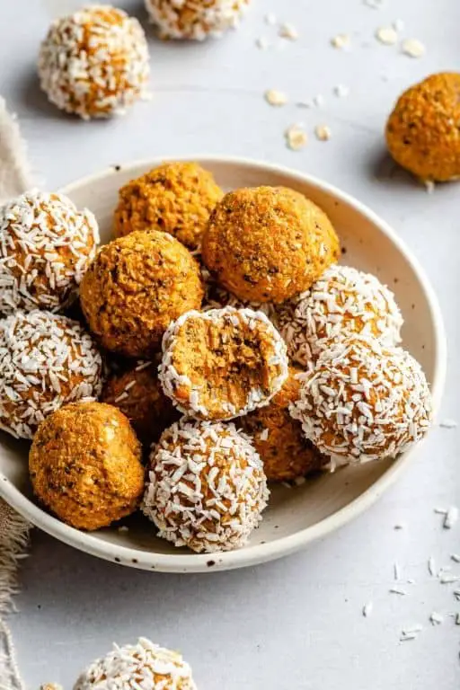 Carrot Cake Energy Balls