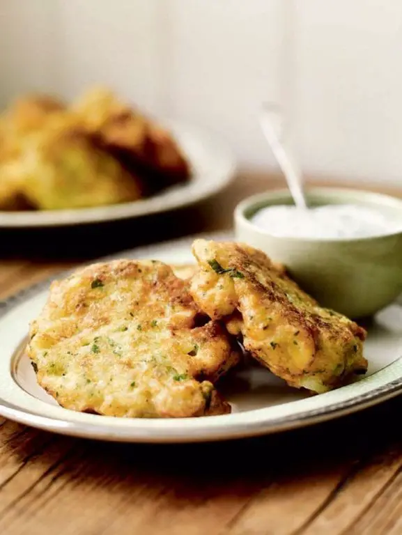 Cauliflower Leaves Fritters with Herbed Yogurt Dip
