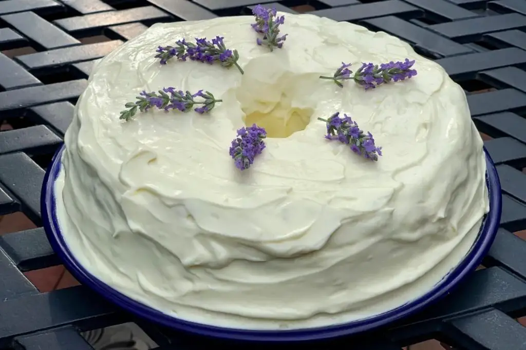 Celestial Lemon Lavender Cake