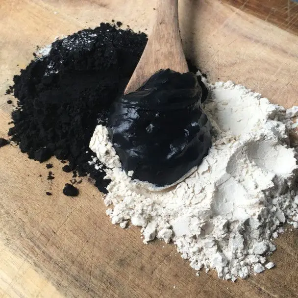 Charcoal and Bentonite Clay Detox Mask
