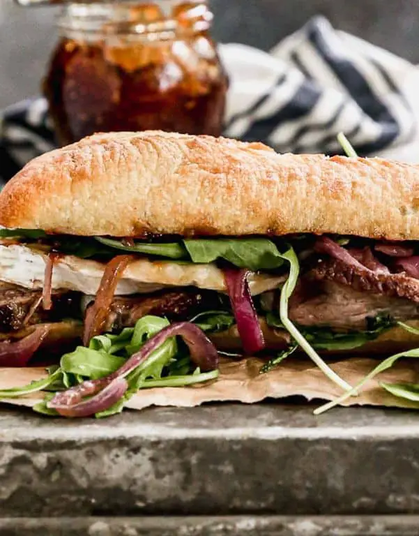 Cheap Steak Sandwich with Caramelized Onions