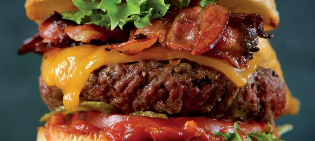 Cheesy Bacon Stuffed Hamburgers