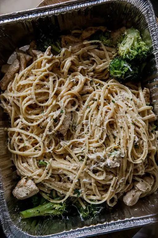 Cheesy Broccoli Alfredo Blackstone Pasta