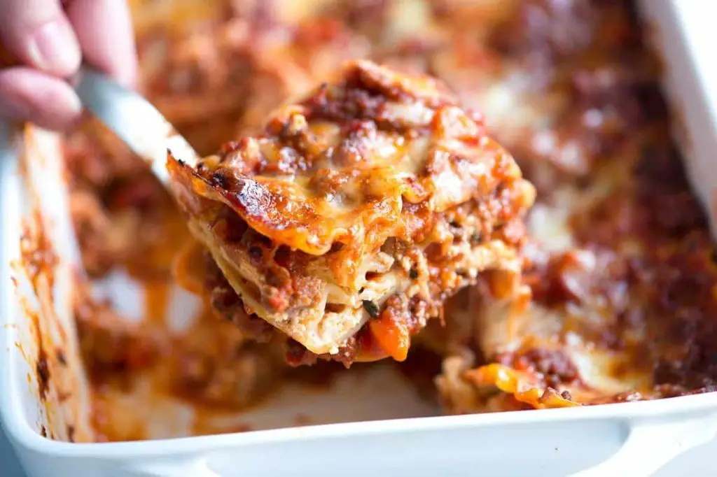 Cheesy Ground Beef and Sausage Lasagna