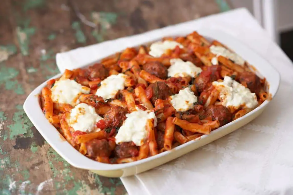 Cheesy Italian Meatball Casserole