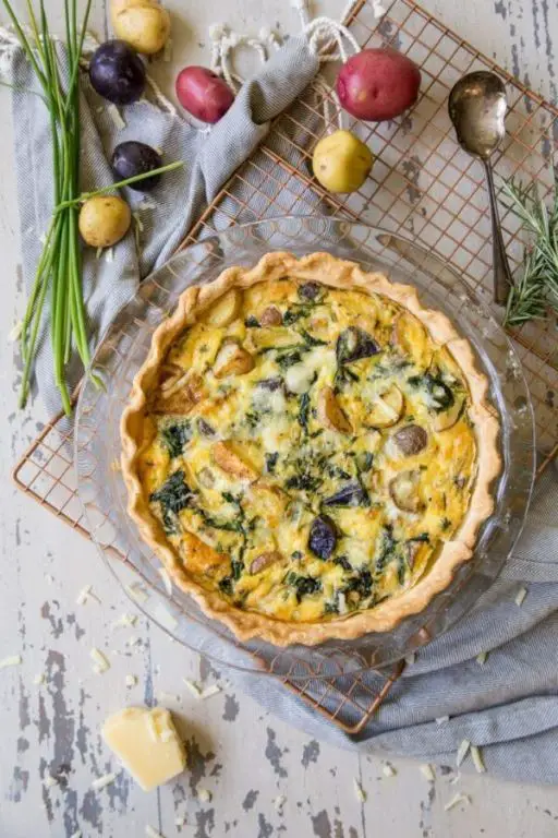 Cheesy Potato and Spinach Quiche