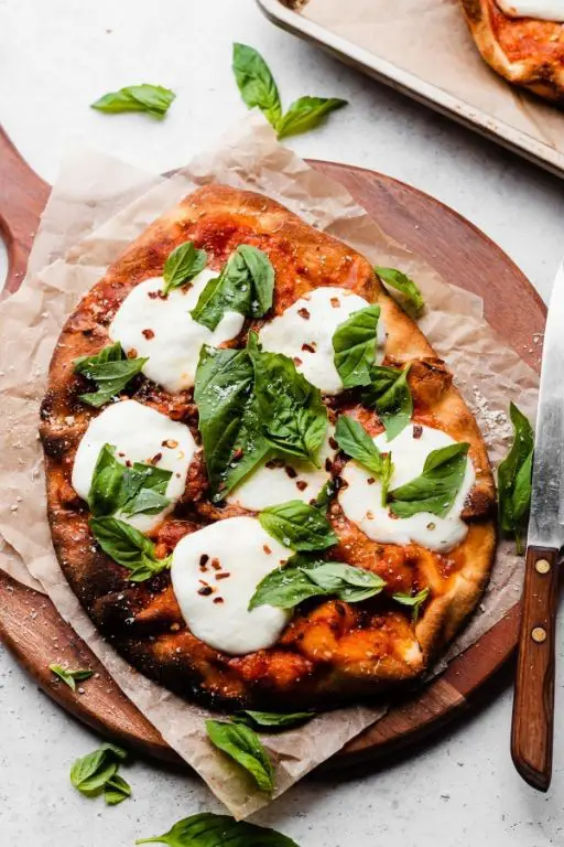 Cheesy Stonefire Naan Pizza