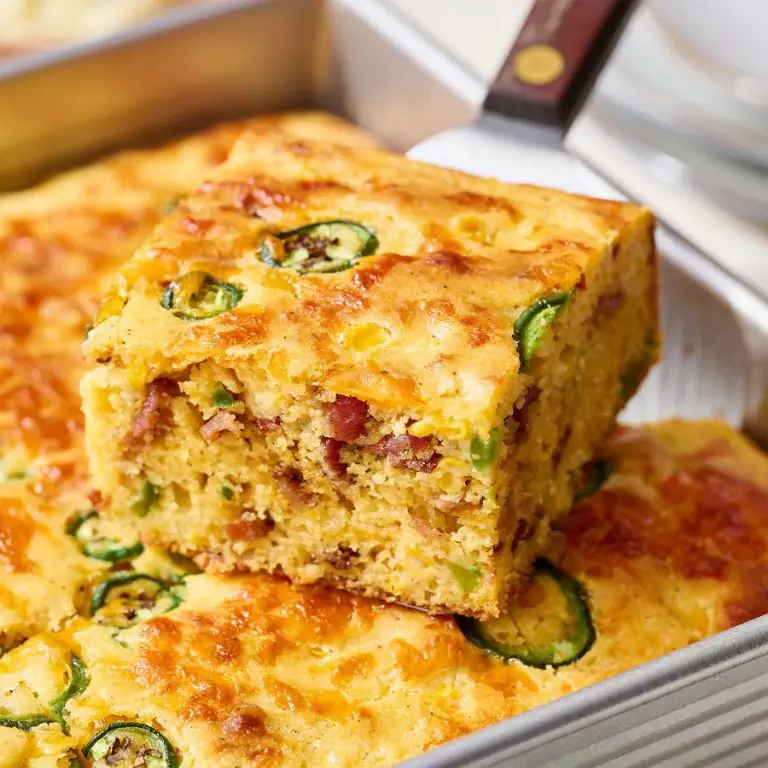 Cheesy jalapeño cornbread