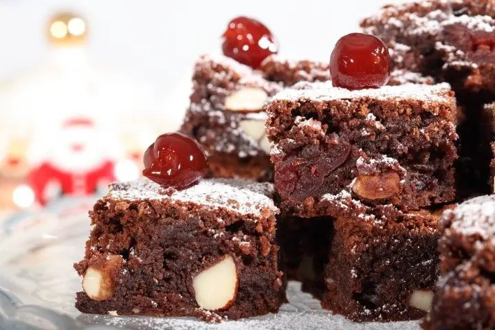 Cherry Almond Christmas Brownies