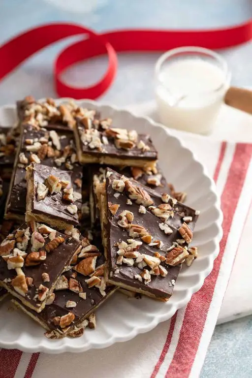 Cherry Almond Saltine Toffee