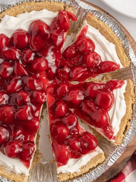 Cherry Cool Whip Pie
