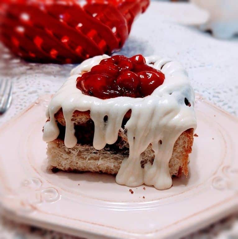 Cherry Pie with Cinnamon Swirl
