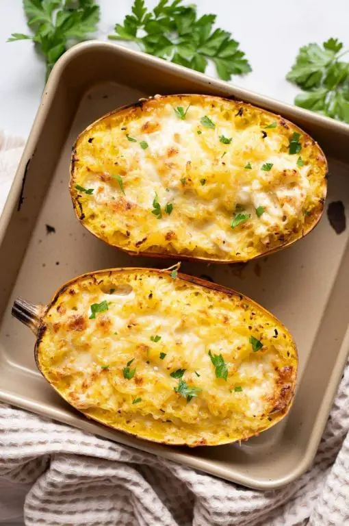Chicken Alfredo Spaghetti Squash Boats