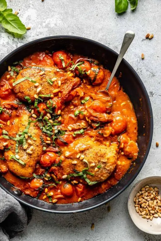 Chicken Cacciatore with Sun-Dried Tomatoes